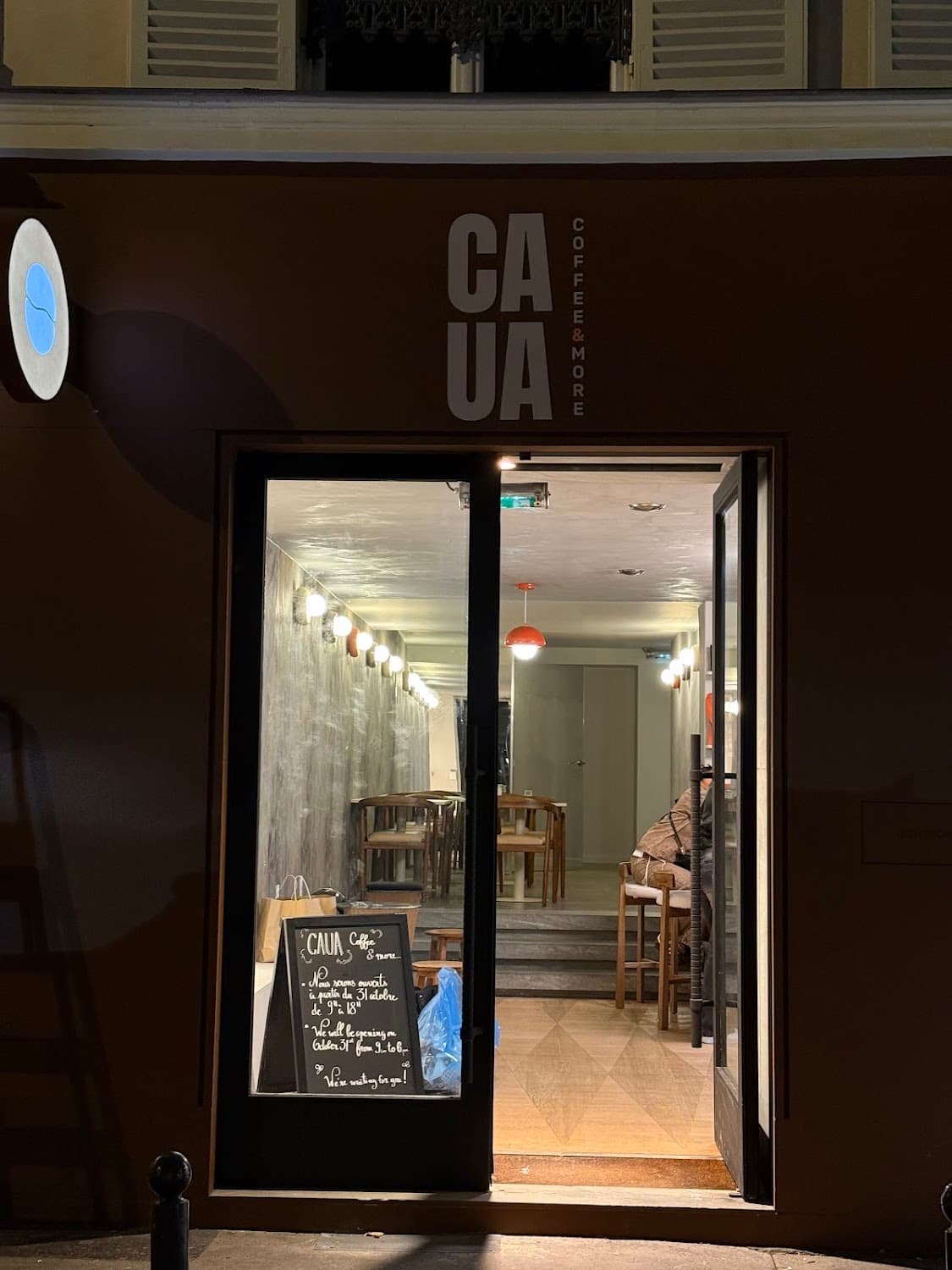 CAUA Coffee — specialty coffee shop in Paris (photo 7)