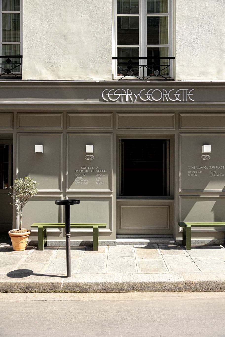Cesar y Georgette, specialty coffee shop in Paris