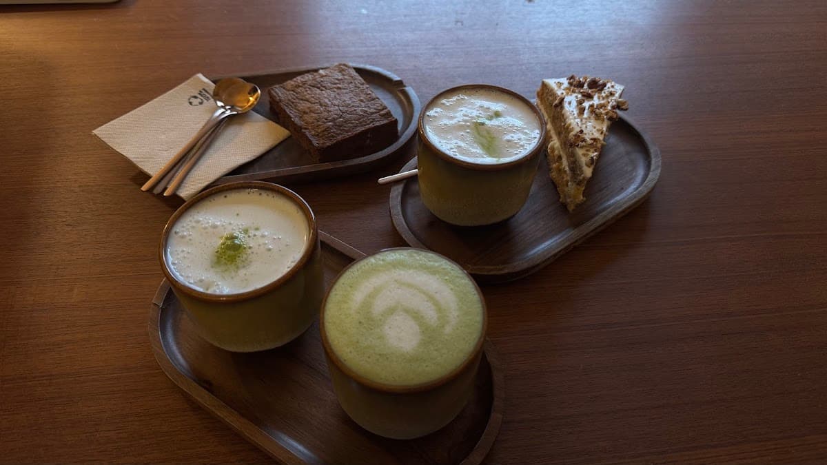 CHĒZ - Rue de Seine — specialty coffee shop in Paris (photo 5)