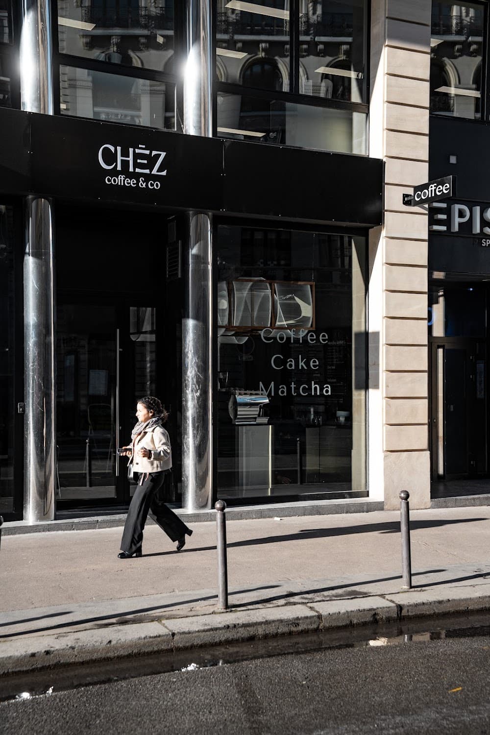 CHĒZ - Rue Réaumur — specialty coffee shop in Paris (photo 1)