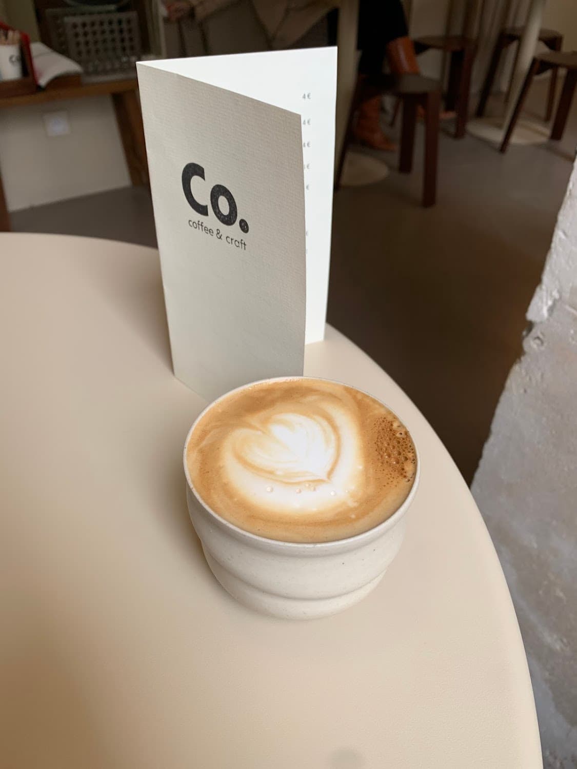 Co. coffee & craft — specialty coffee shop in Paris (photo 6)