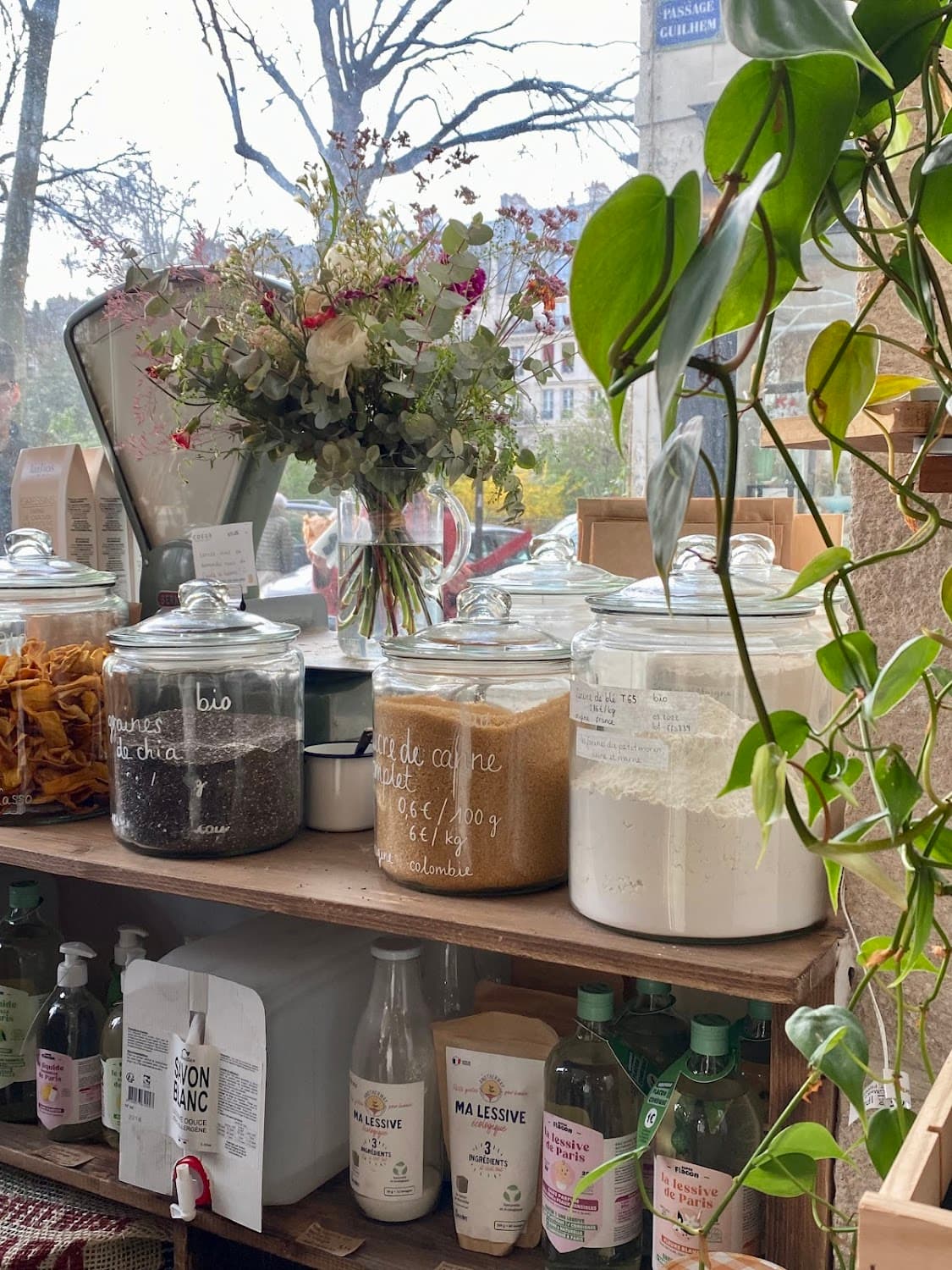 COEUR healthy epicerie — specialty coffee shop in Paris (photo 7)