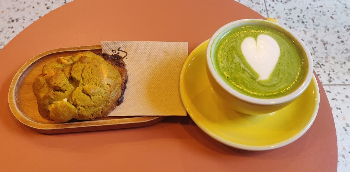 Casa Rossa — specialty coffee shop in Paris (photo 2)