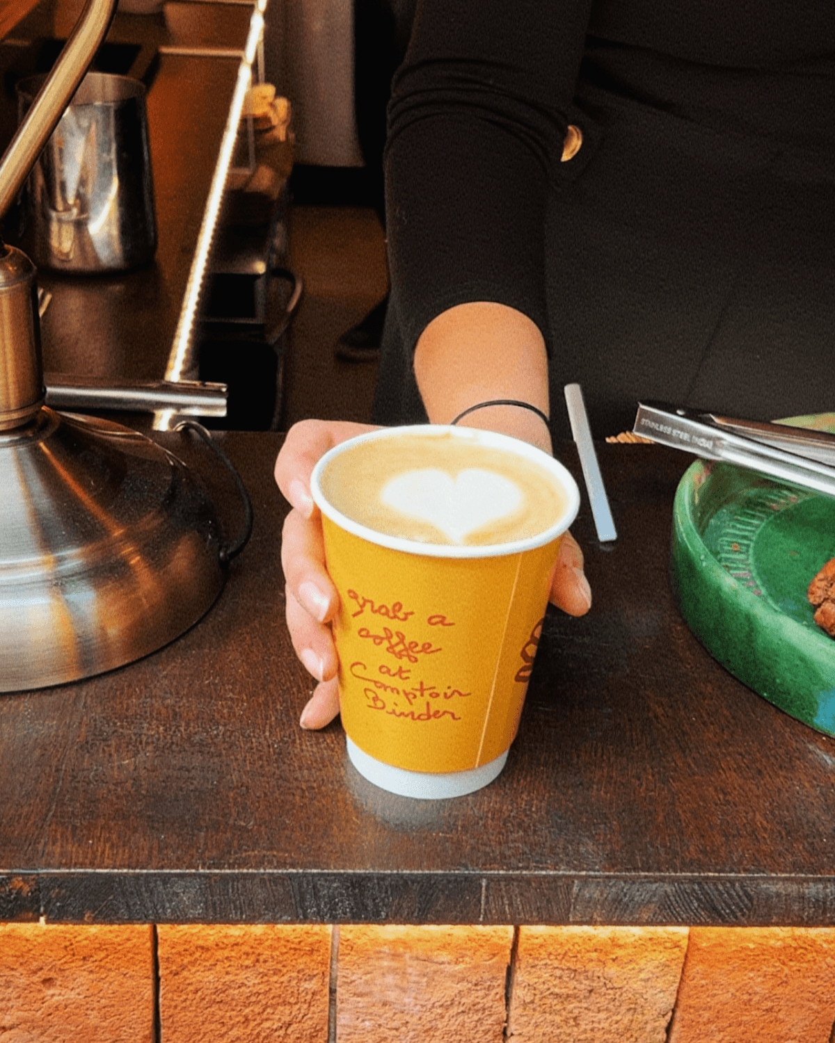 Comptoir Binder, specialty coffee shop in Paris (photo 5)