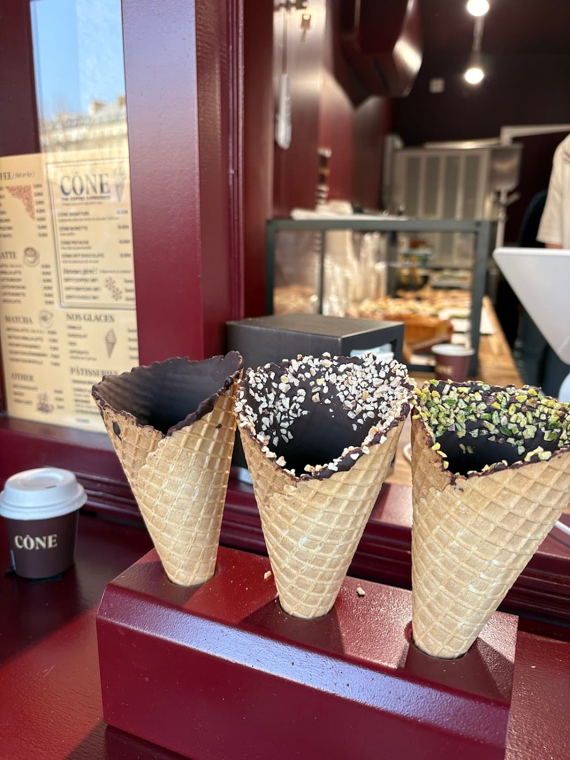 Cône, specialty coffee shop in Paris (photo 6)