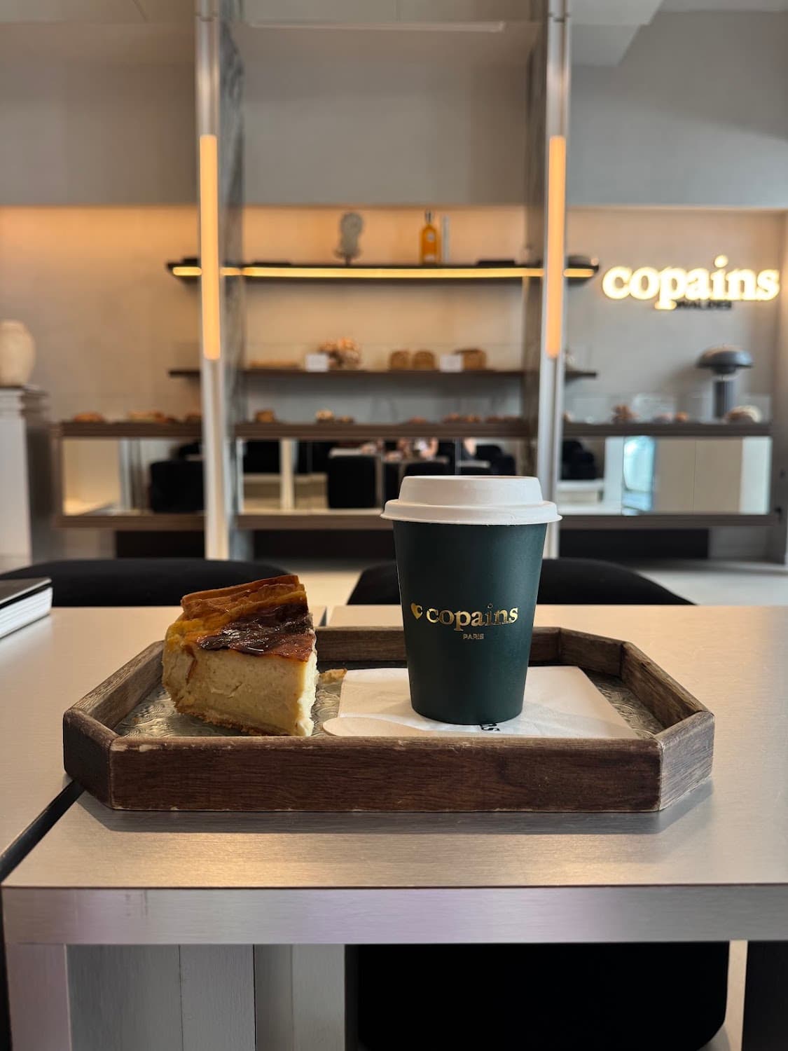 Copains, specialty coffee shop in Paris (photo 2)