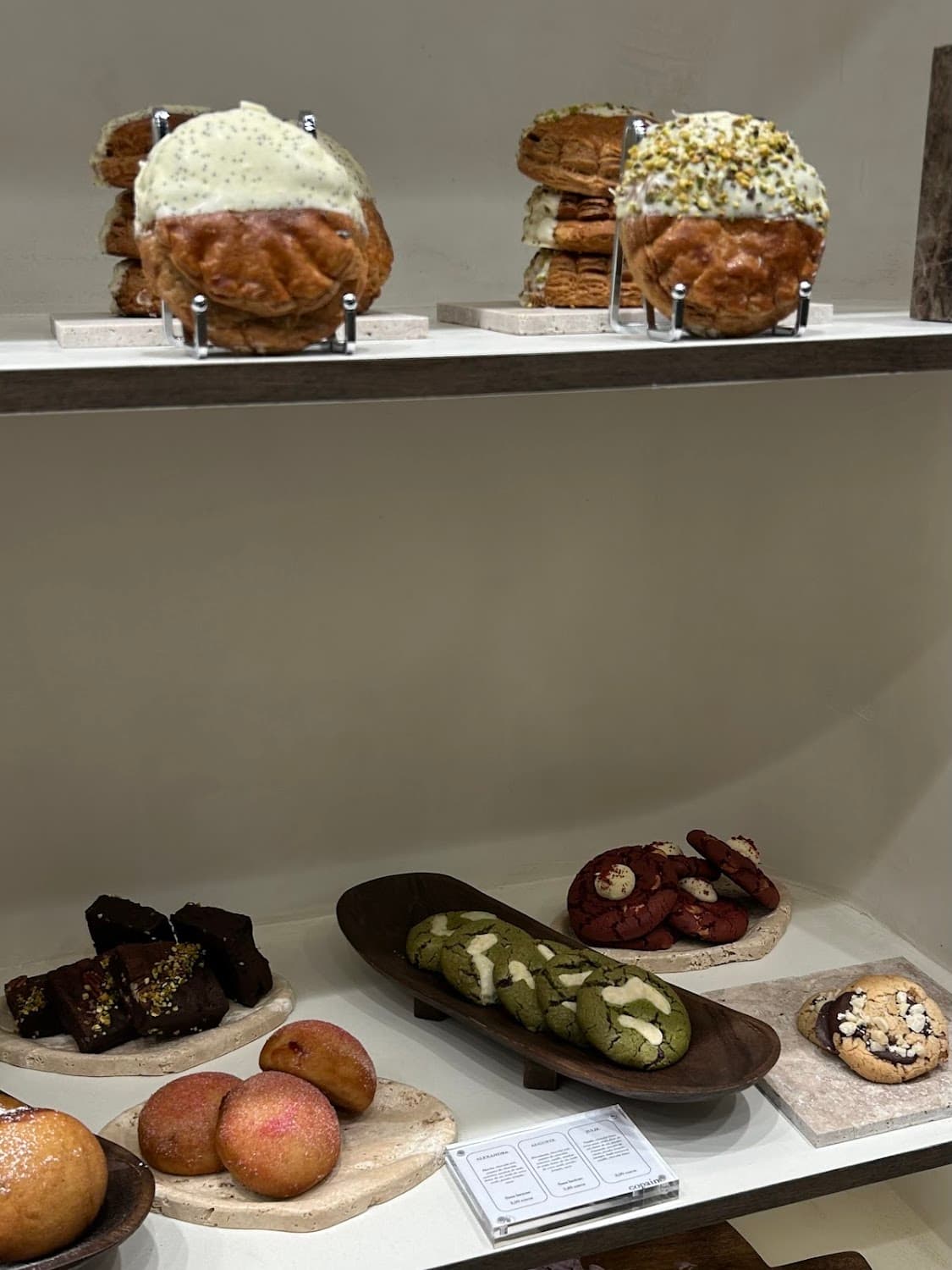 Copains - Rue des Rosiers — specialty coffee shop in Paris (photo 5)