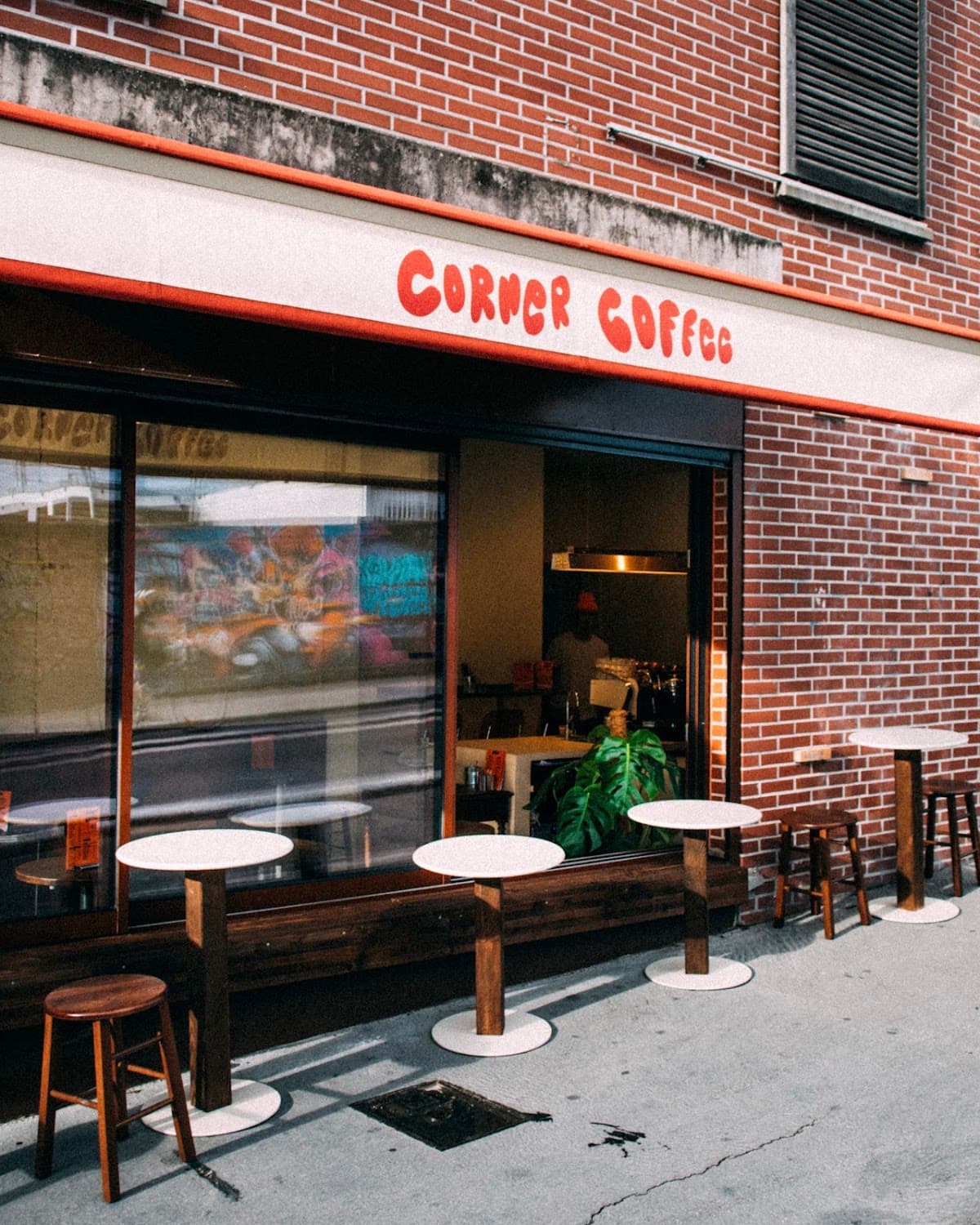 Corner Coffee, specialty coffee shop in Paris