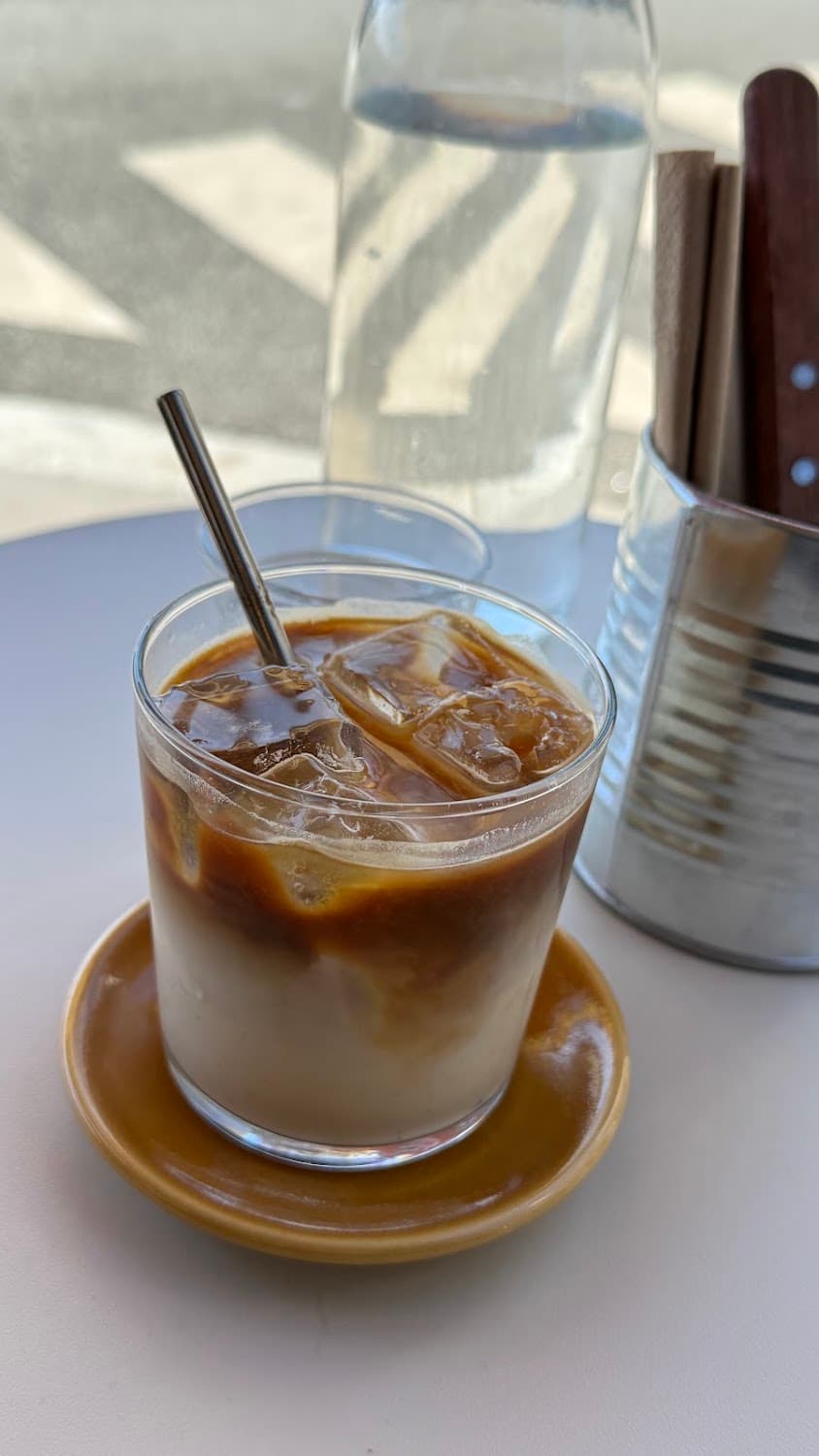 Corner Coffee, specialty coffee shop in Paris (photo 8)