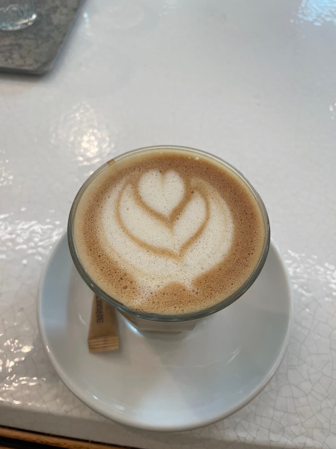 Coutume — specialty coffee shop in Paris (photo 2)