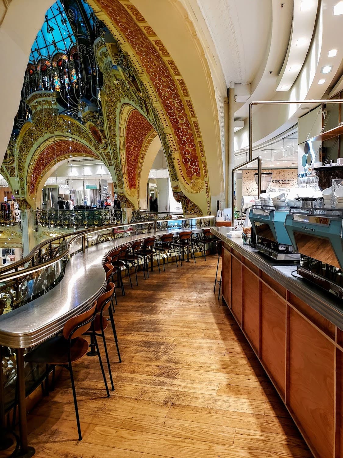 Coutume - Galeries Lafayette, specialty coffee shop in Paris (photo 8)