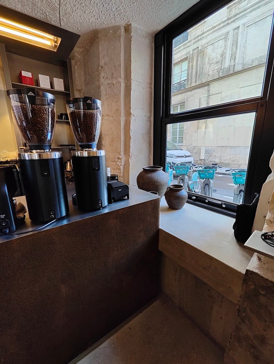 DAARK³ — specialty coffee shop in Paris (photo 5)