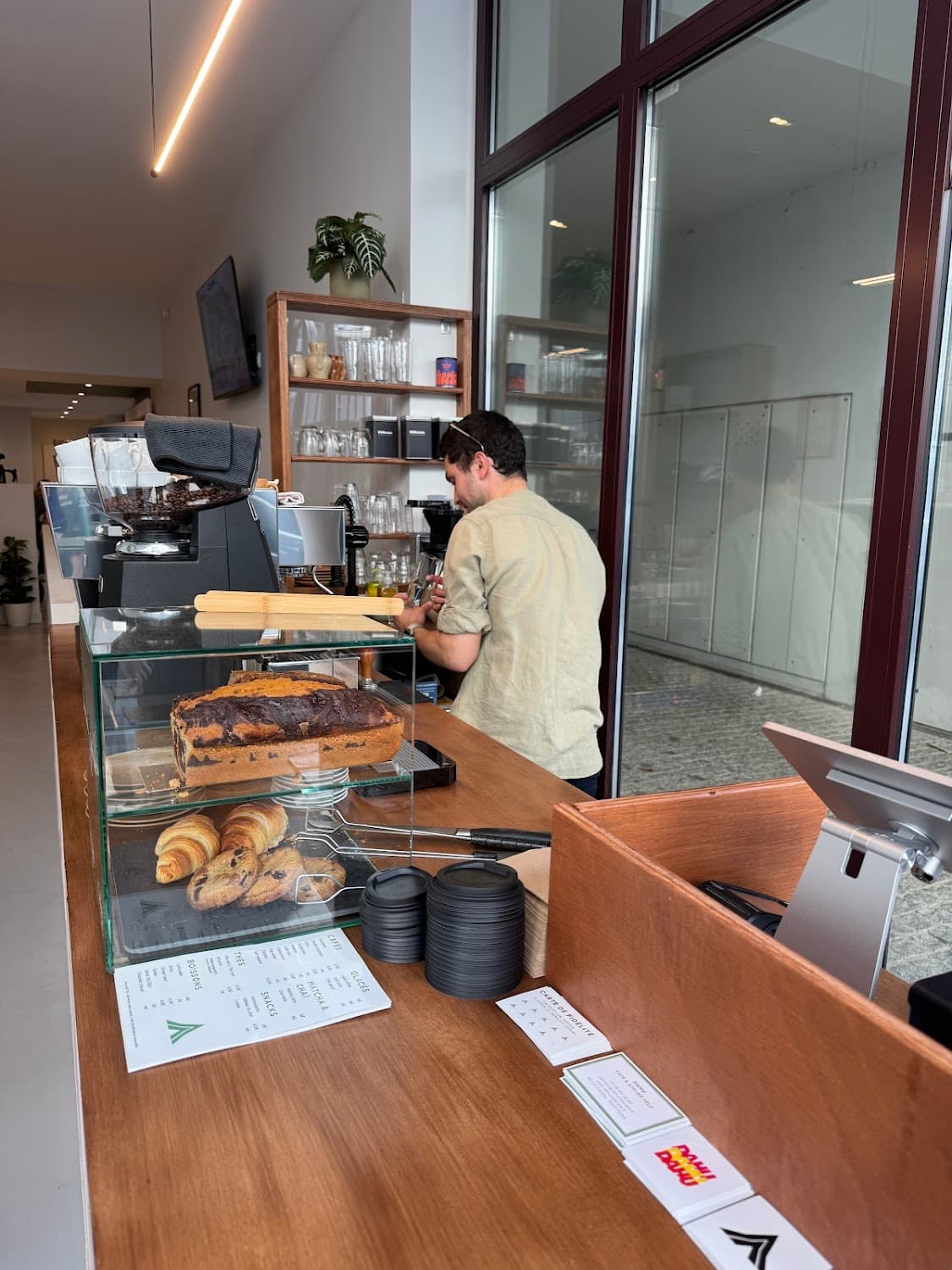 DAHU - Café & Atelier Vélo — specialty coffee shop in Paris (photo 5)