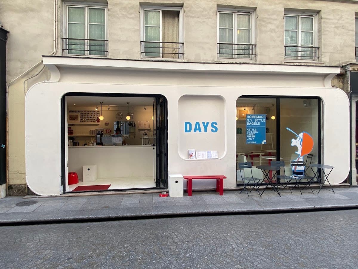 DAYS, specialty coffee shop in Paris