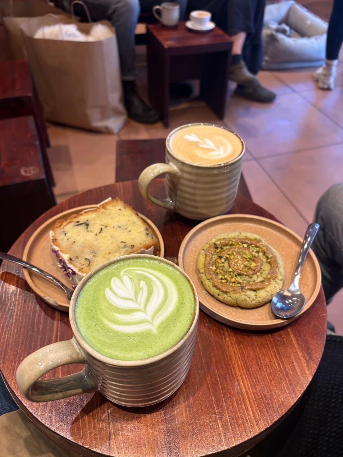 Del carmen café — specialty coffee shop in Paris (photo 1)