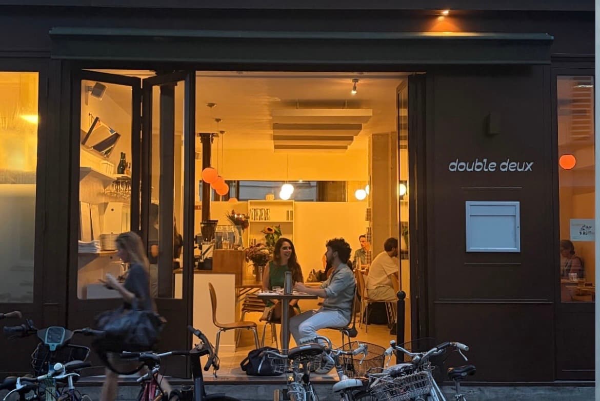 Double deux, specialty coffee shop in Paris