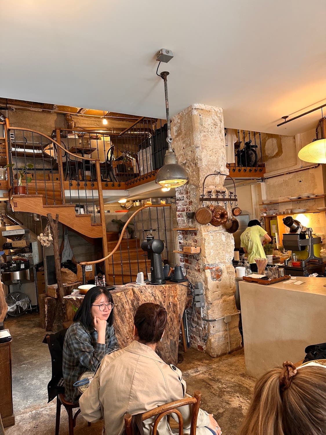 Dreamin Man' - Rue Coquillière, specialty coffee shop in Paris