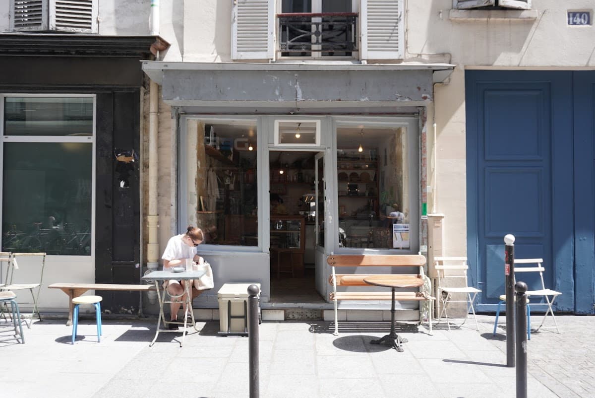 Dreamin' Man - Rue Amelot, specialty coffee shop in Paris