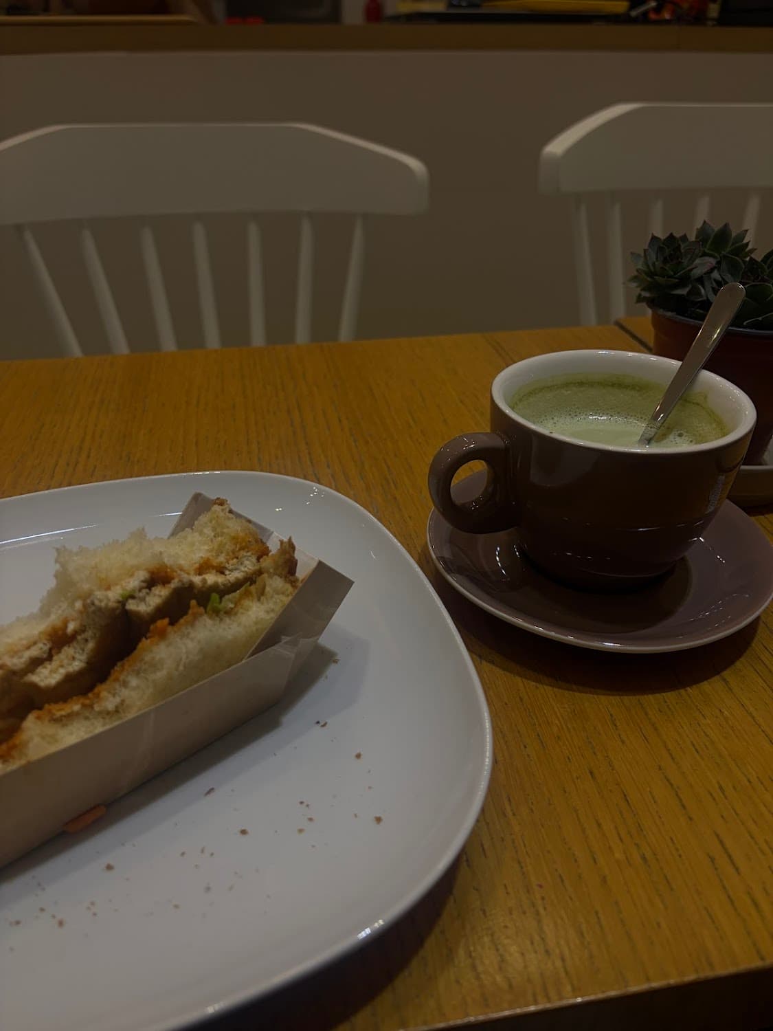 FamiLi Café — specialty coffee shop in Paris (photo 6)