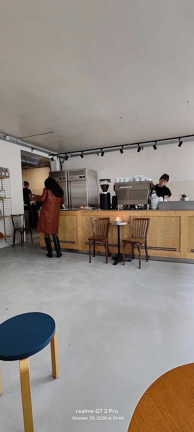 FAUNA LAB, specialty coffee shop in Paris (photo 7)