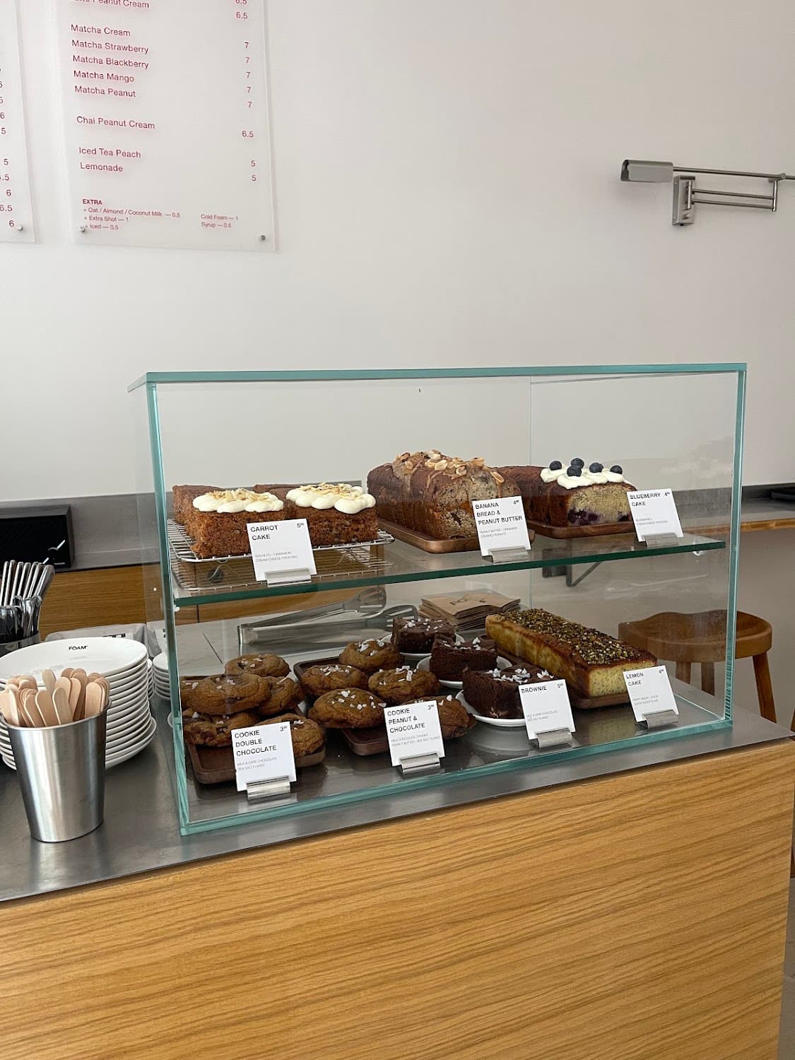 FOAM COFFEE — specialty coffee shop in Paris (photo 2)