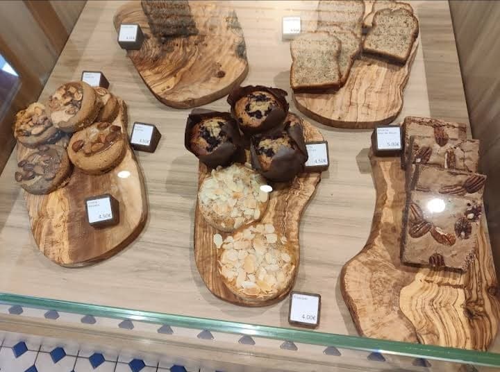 Frappé — specialty coffee shop in Paris (photo 1)
