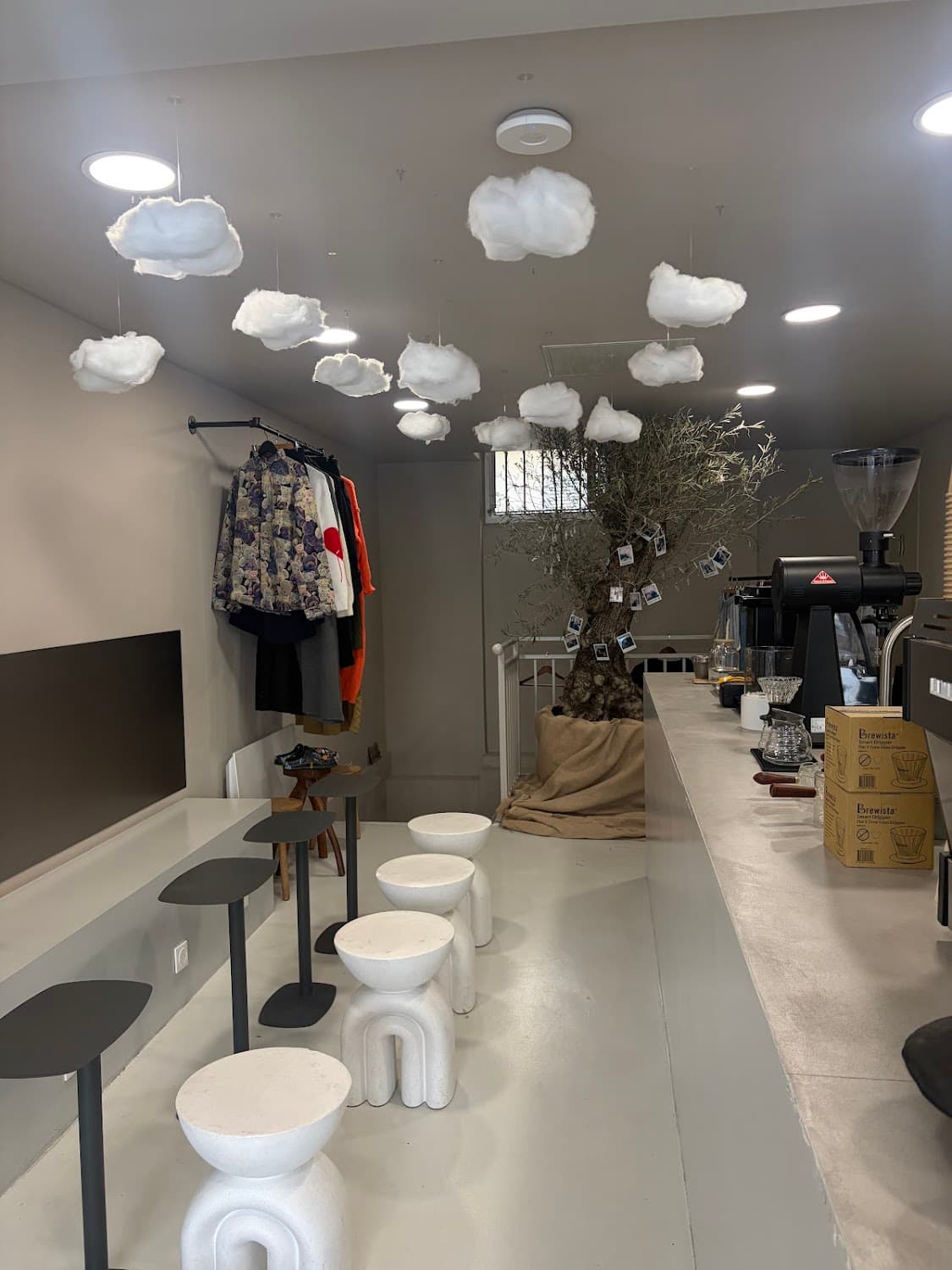 Frnchlovebread, specialty coffee shop in Paris (photo 3)