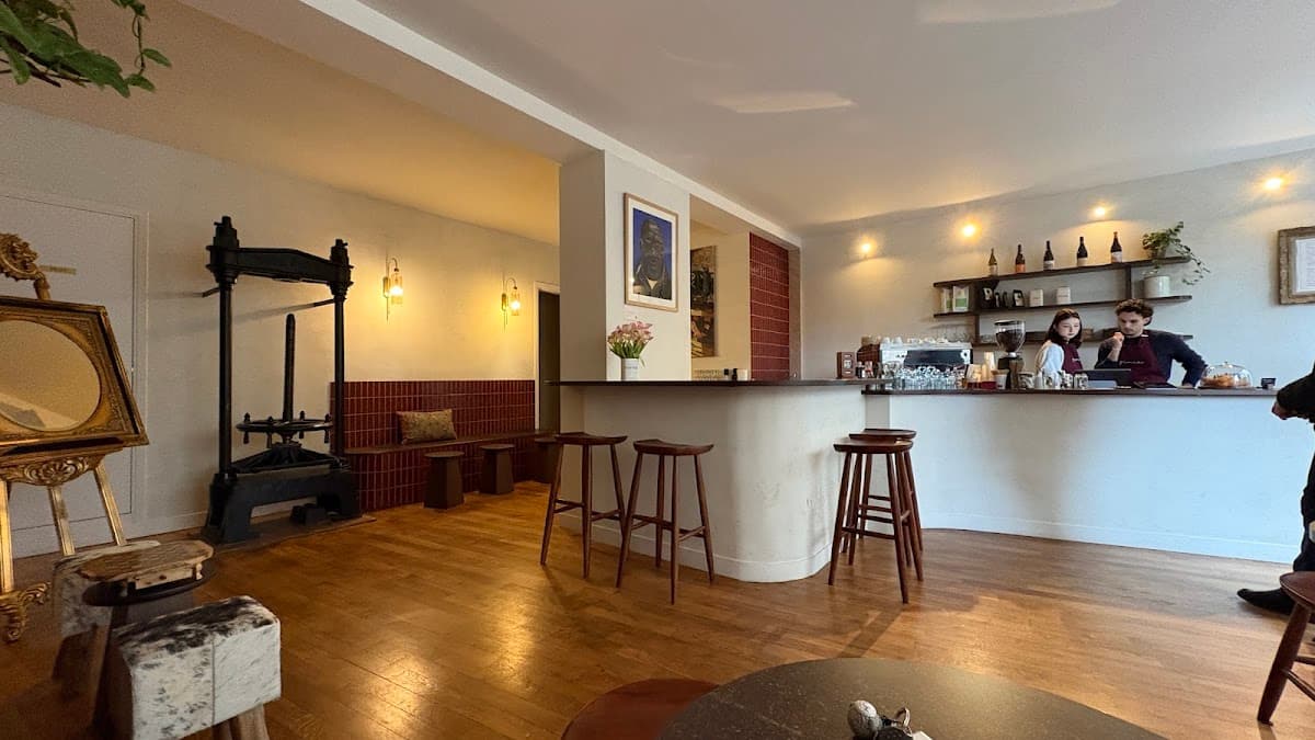 Ginie — specialty coffee shop in Paris (photo 1)
