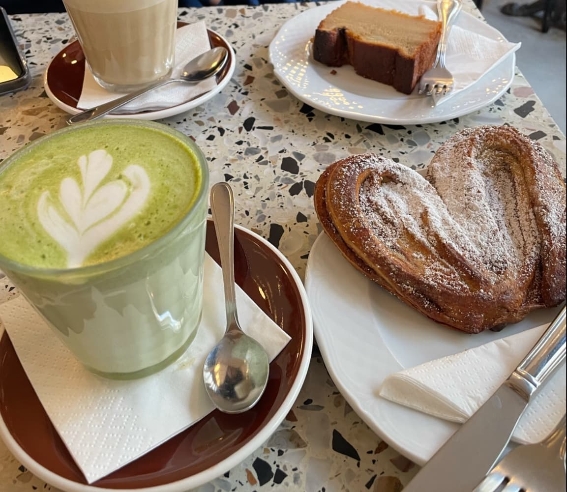 Good News Coffee Shop — specialty coffee shop in Paris (photo 7)