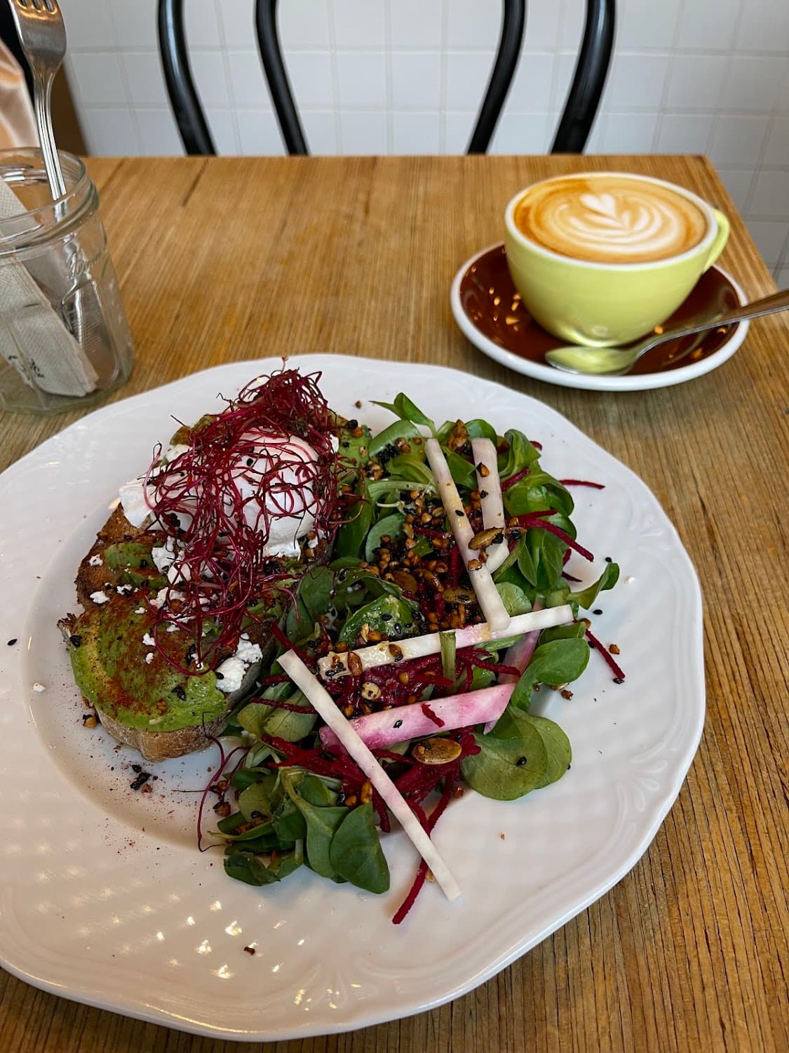 Good News Coffee Shop, specialty coffee shop in Paris (photo 6)