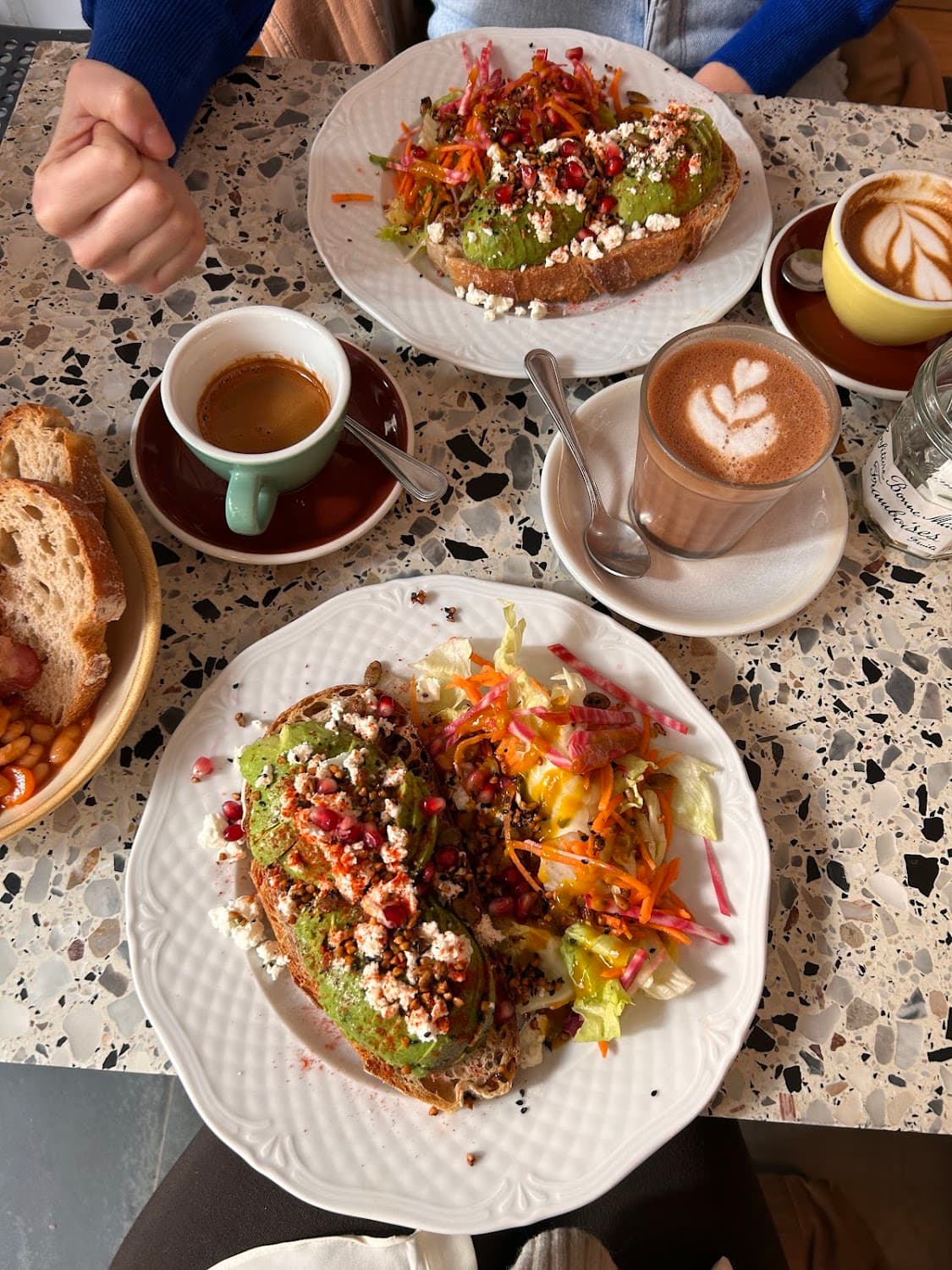 Good News Coffee Shop — specialty coffee shop in Paris (photo 1)
