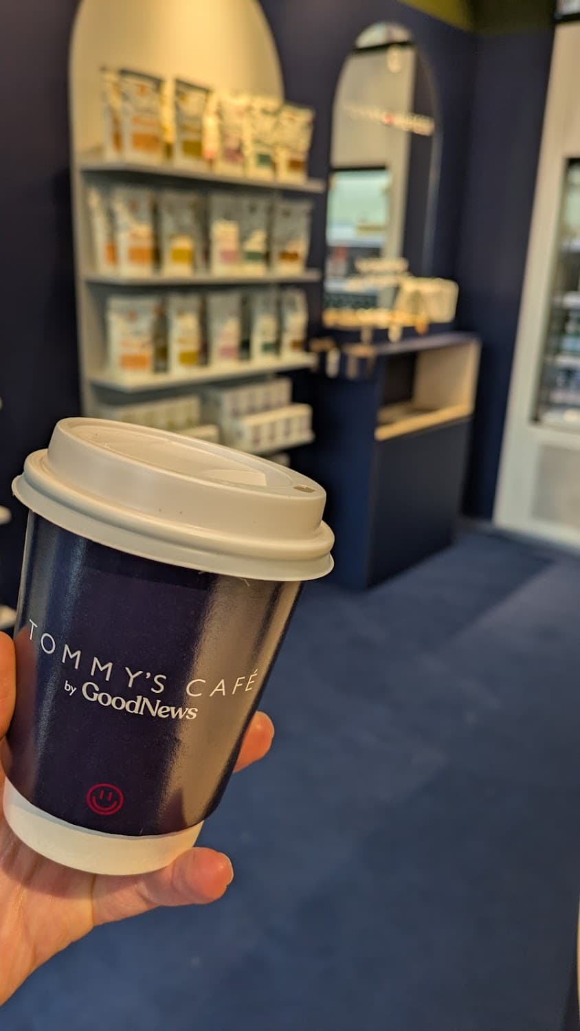 Goodnews - Boulevard de la Madeleine — specialty coffee shop in Paris (photo 4)