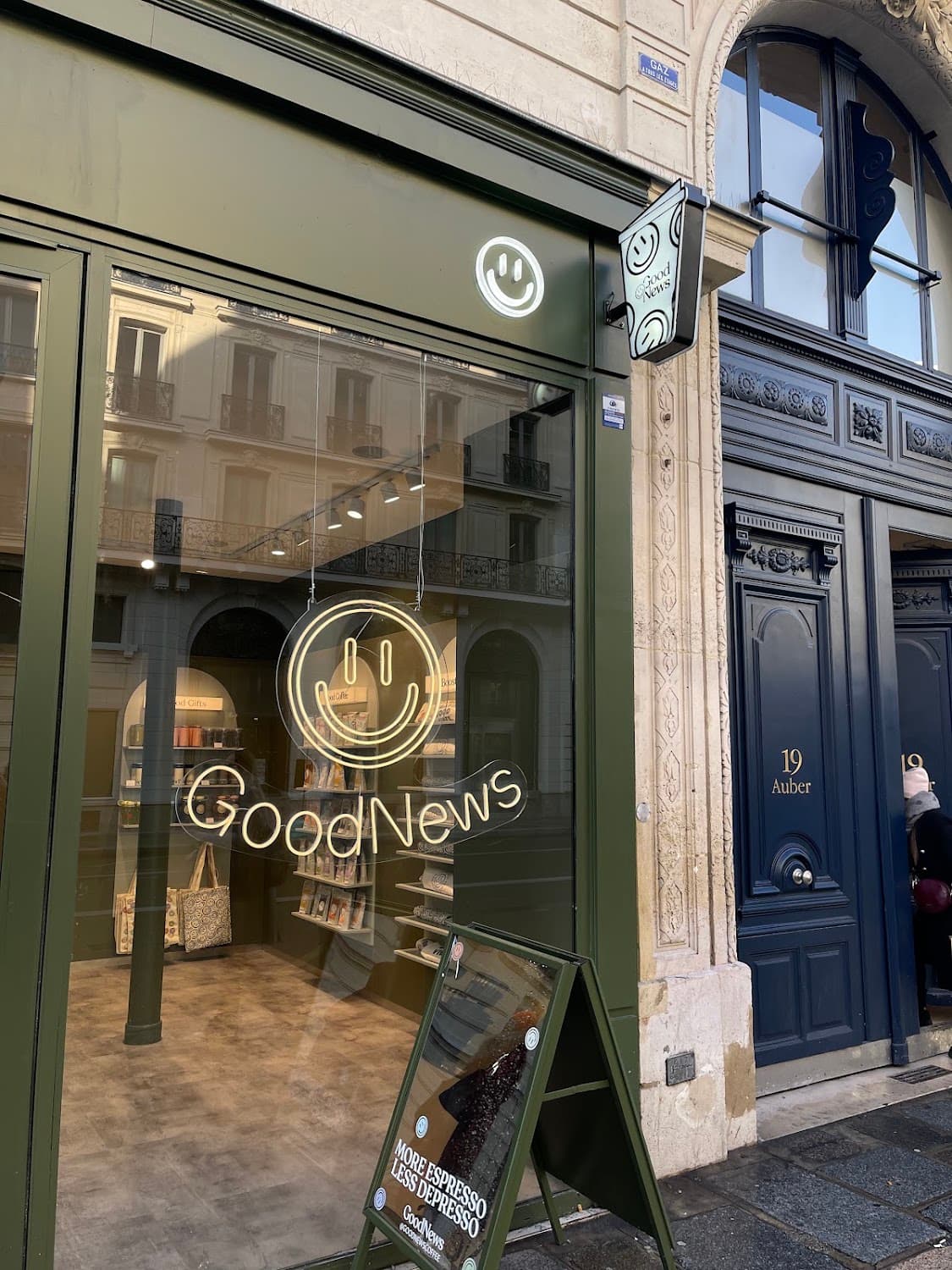 GoodNews Café Auber, specialty coffee shop in Paris (photo 2)