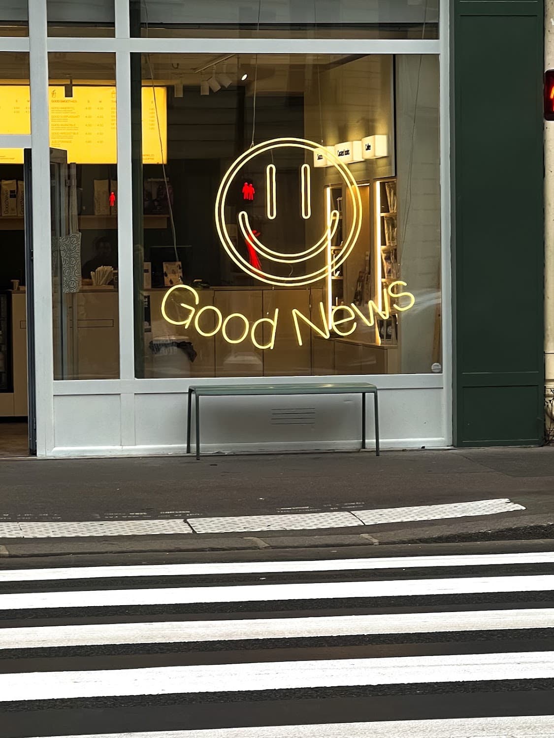 GoodNews Cafe Poissonnière — specialty coffee shop in Paris (photo 6)