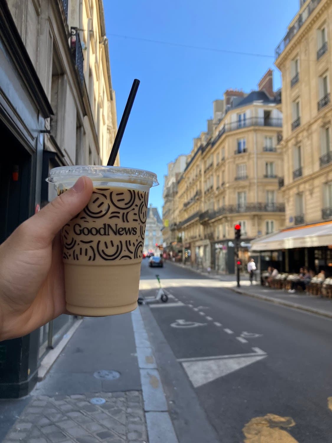 GoodNews - Rue du Bac — specialty coffee shop in Paris (photo 1)