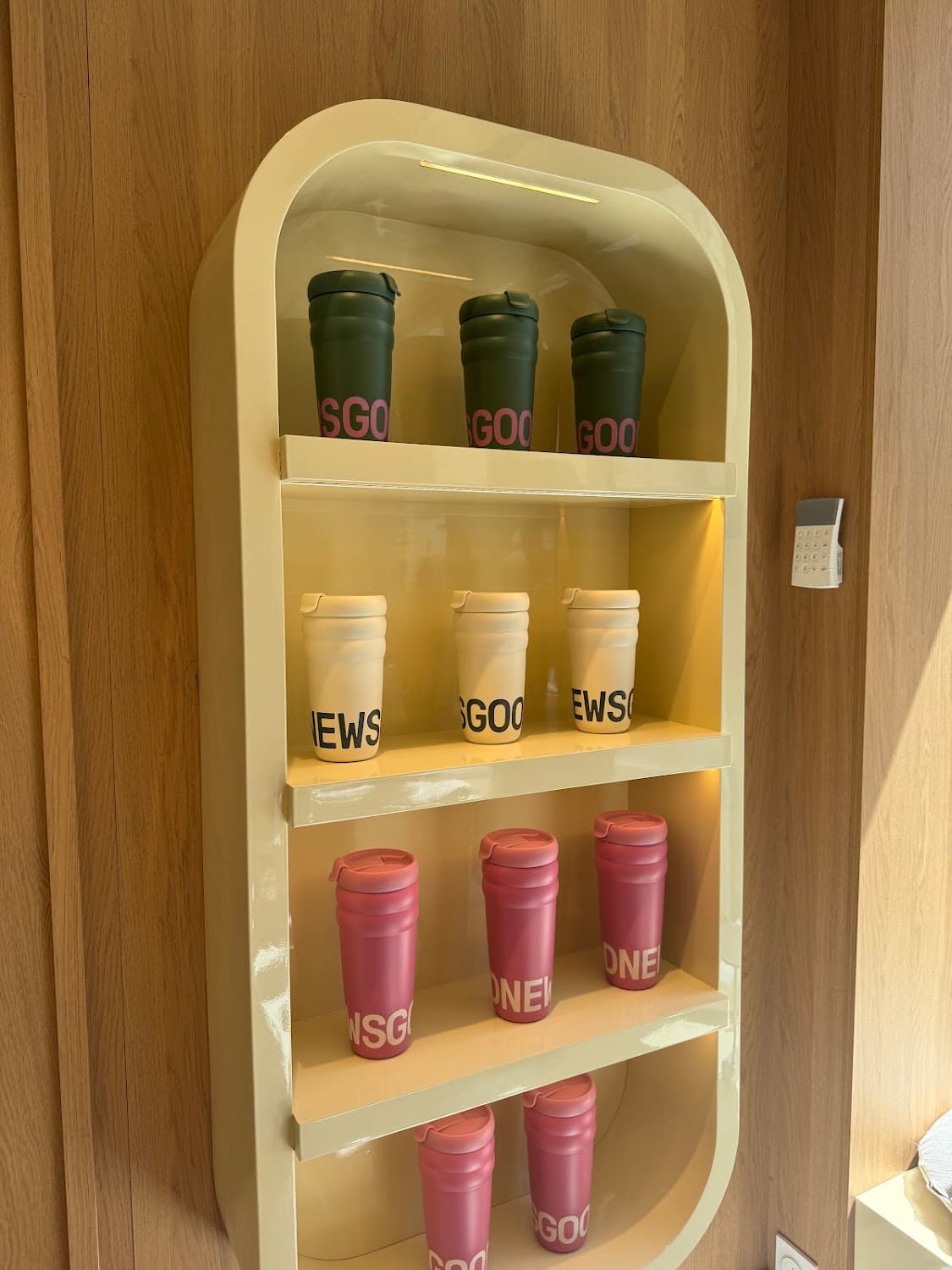 GoodNews Rue du Four — specialty coffee shop in Paris (photo 5)