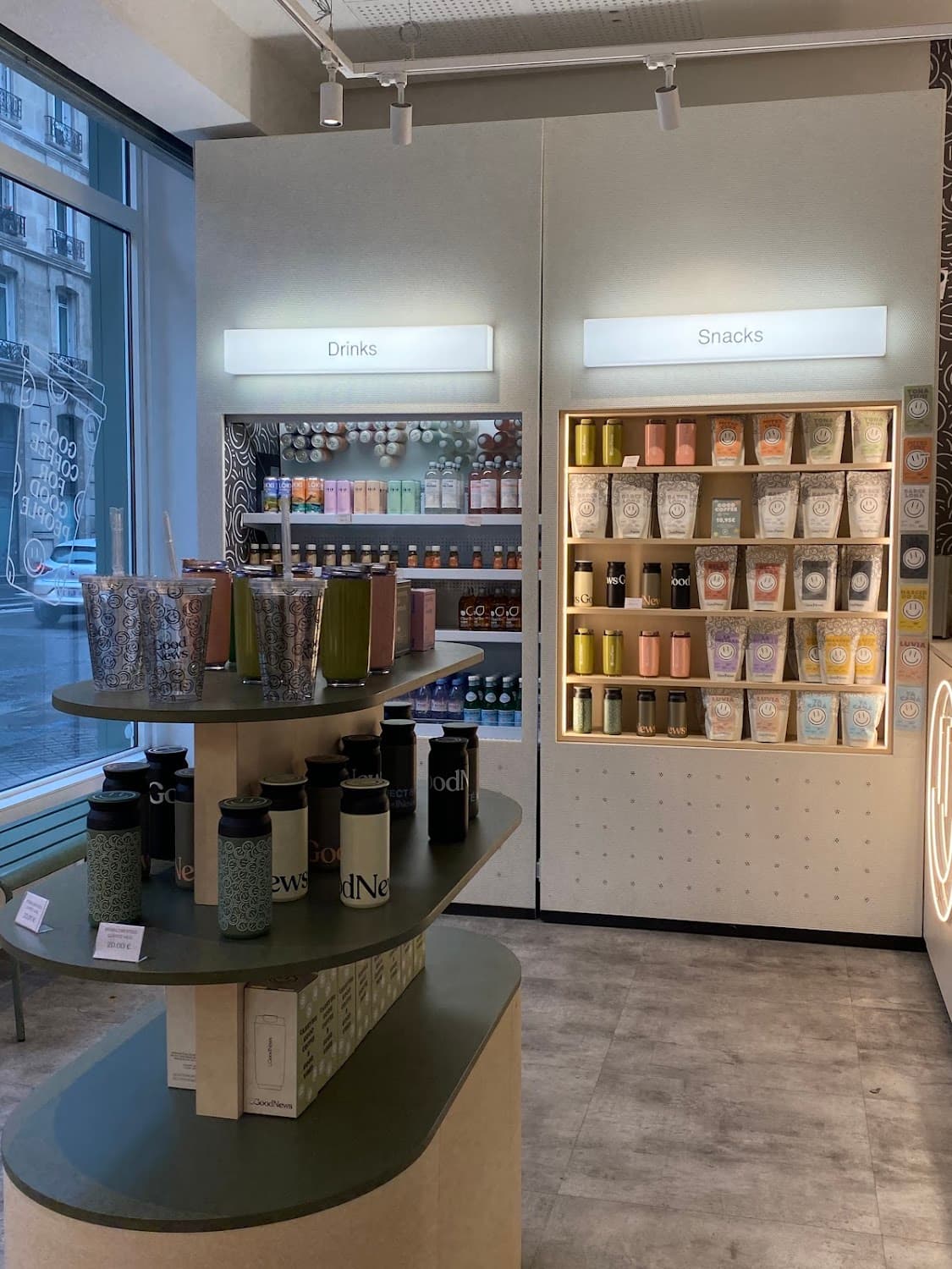 Goodnews - Rue La Fayette — specialty coffee shop in Paris (photo 4)