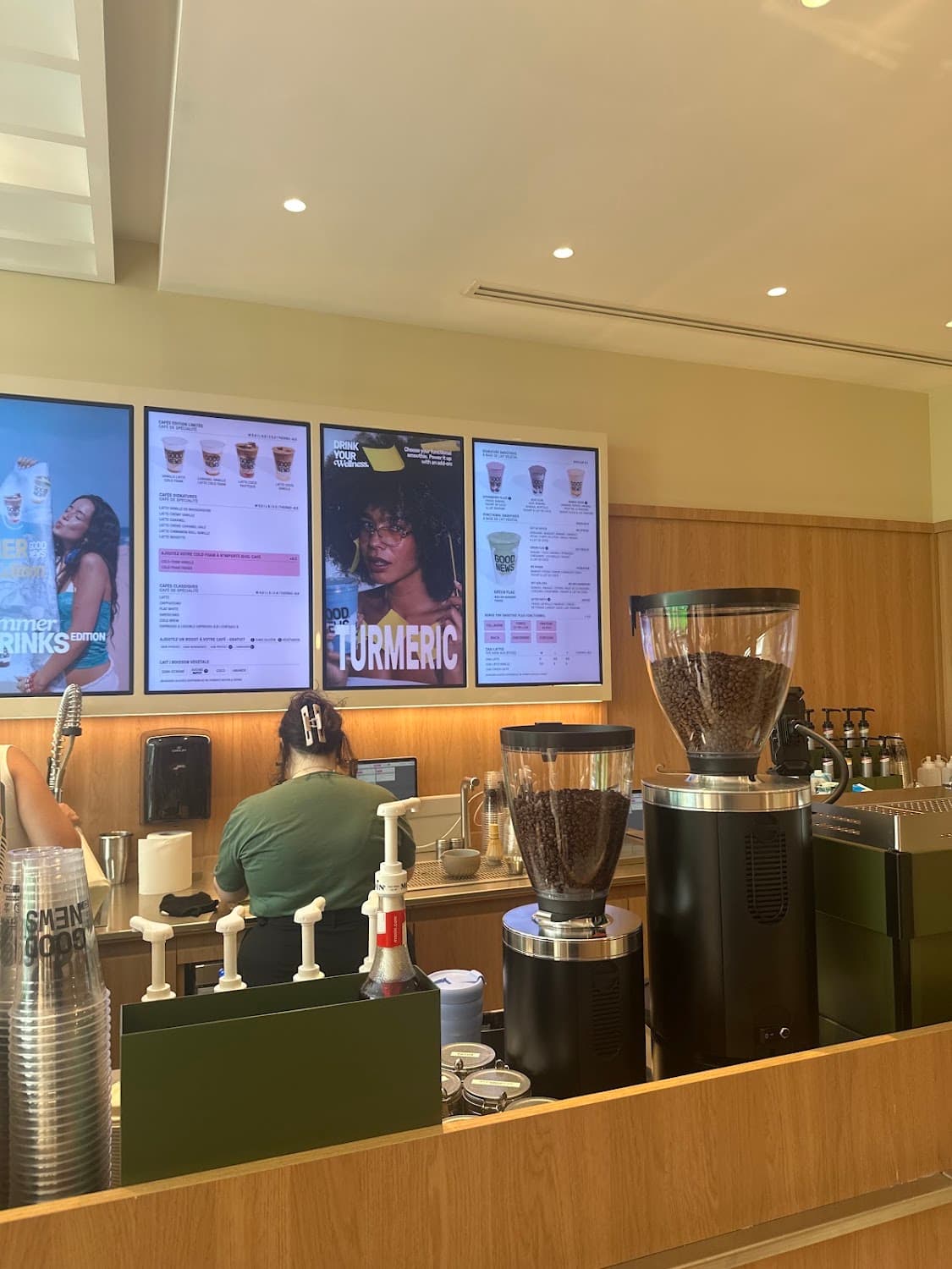 GoodNews Saint-Dominique — specialty coffee shop in Paris (photo 4)