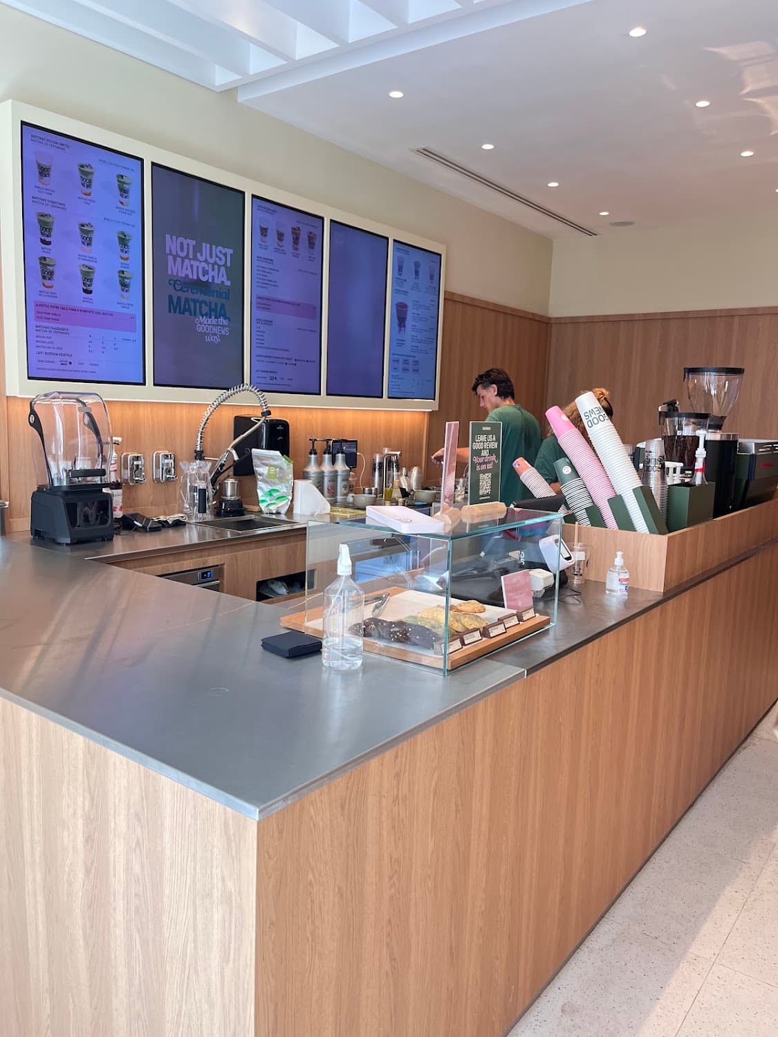 GoodNews Saint-Dominique — specialty coffee shop in Paris (photo 6)