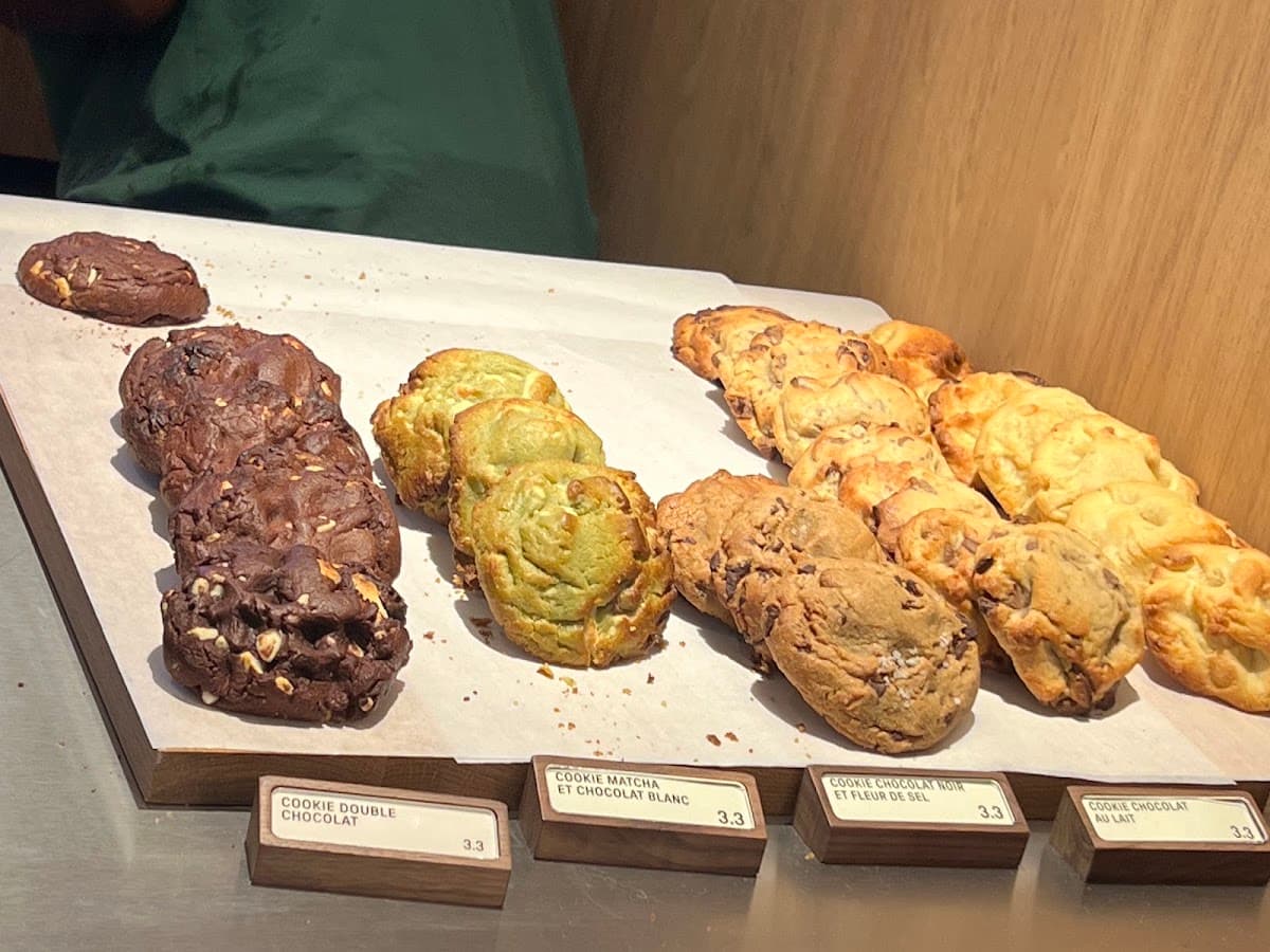 GoodNews Saint-Michel — specialty coffee shop in Paris (photo 2)