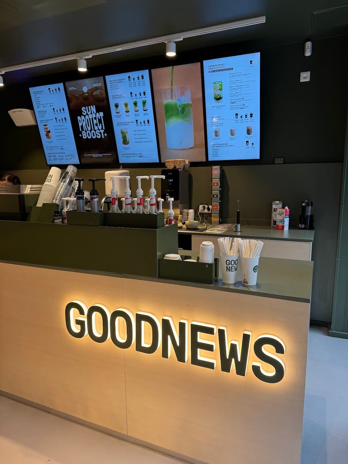 GoodNews - Avenue Victor Hugo, specialty coffee shop in Paris (photo 8)
