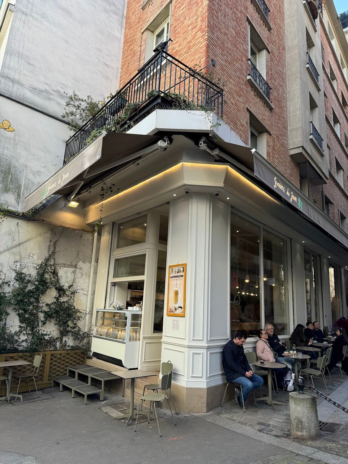 Graines du Jour, specialty coffee shop in Paris