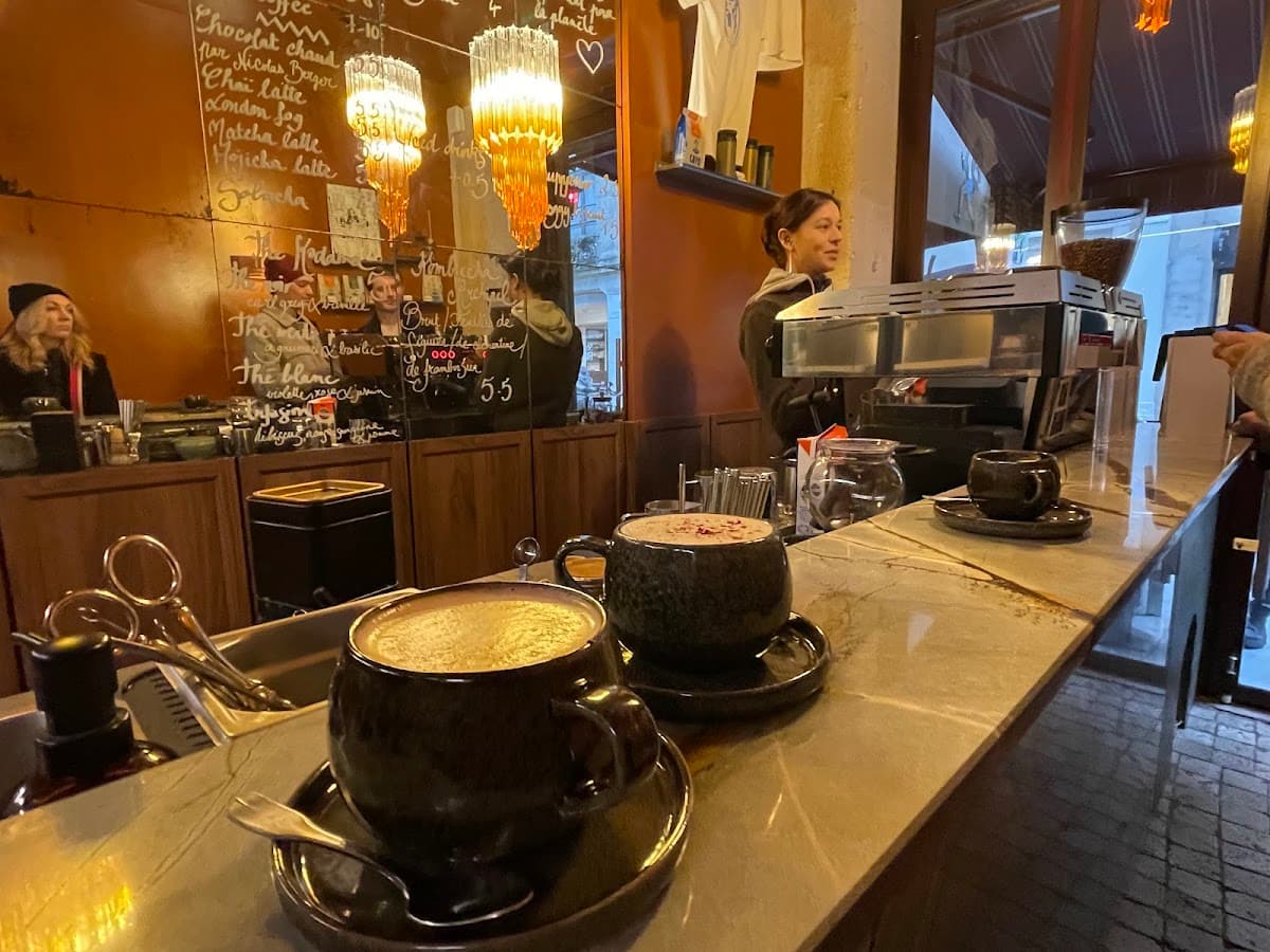 GRAVE — specialty coffee shop in Paris (photo 5)
