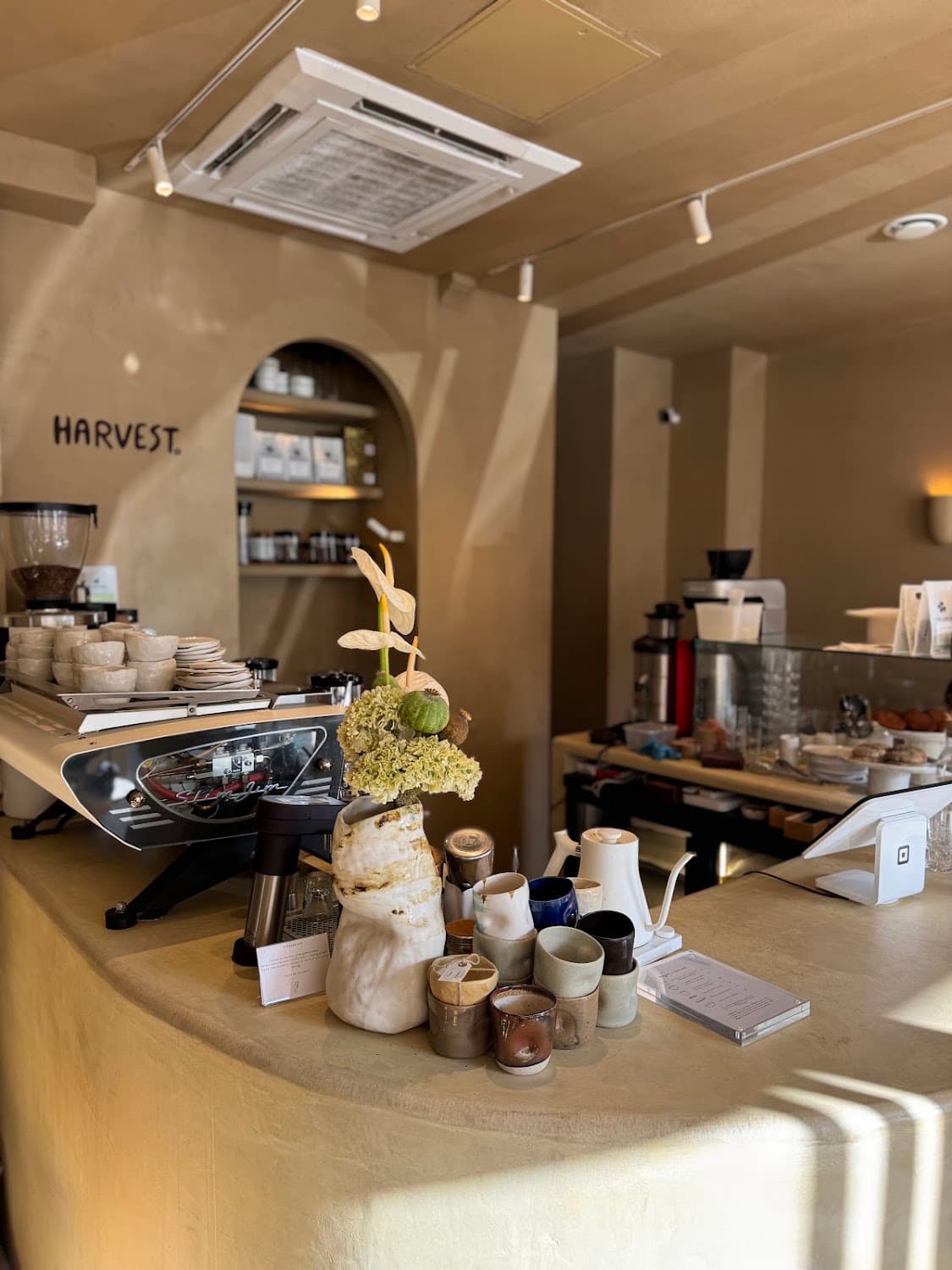 Harvest., specialty coffee shop in Paris (photo 5)