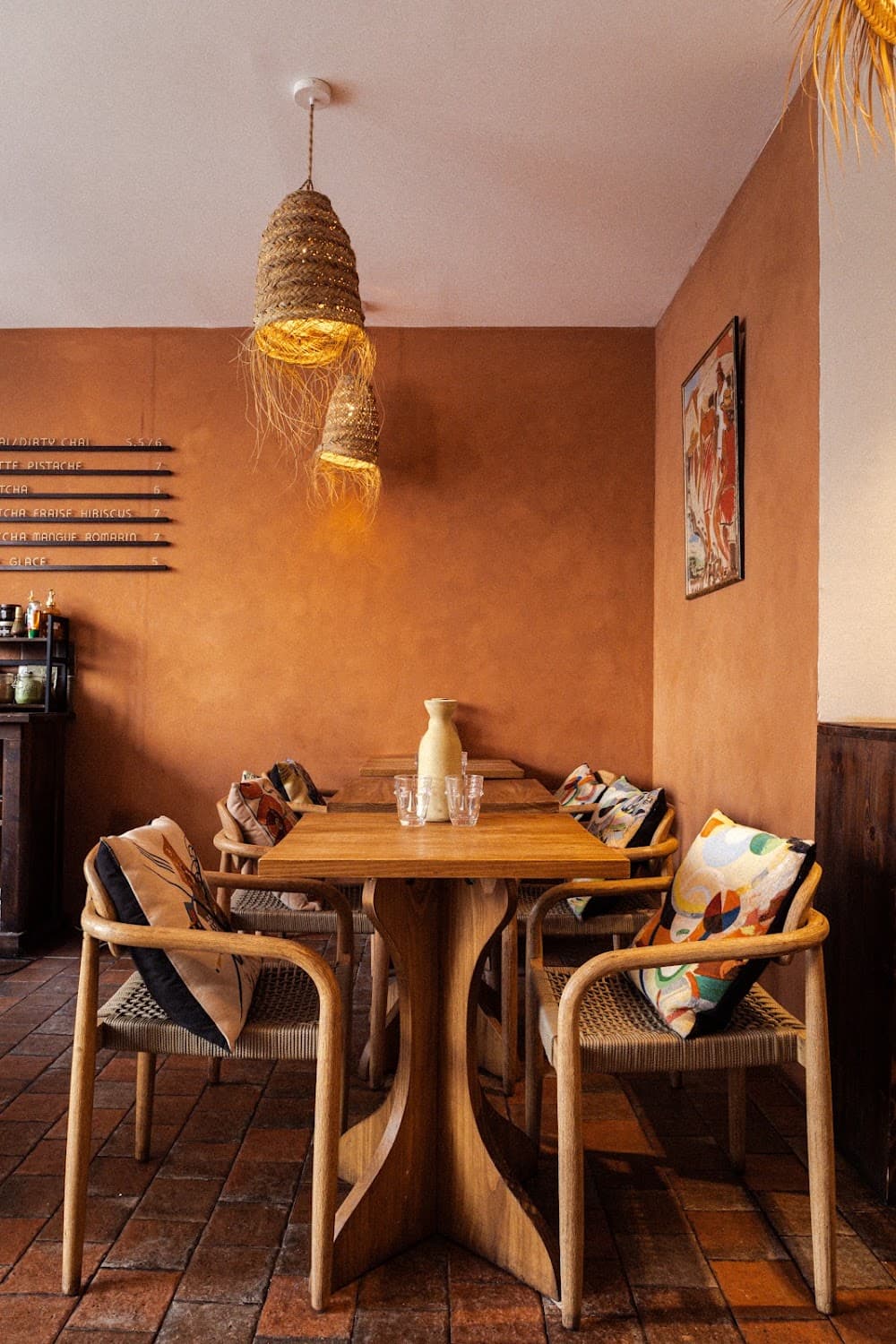 Helen's Book — specialty coffee shop in Paris (photo 2)