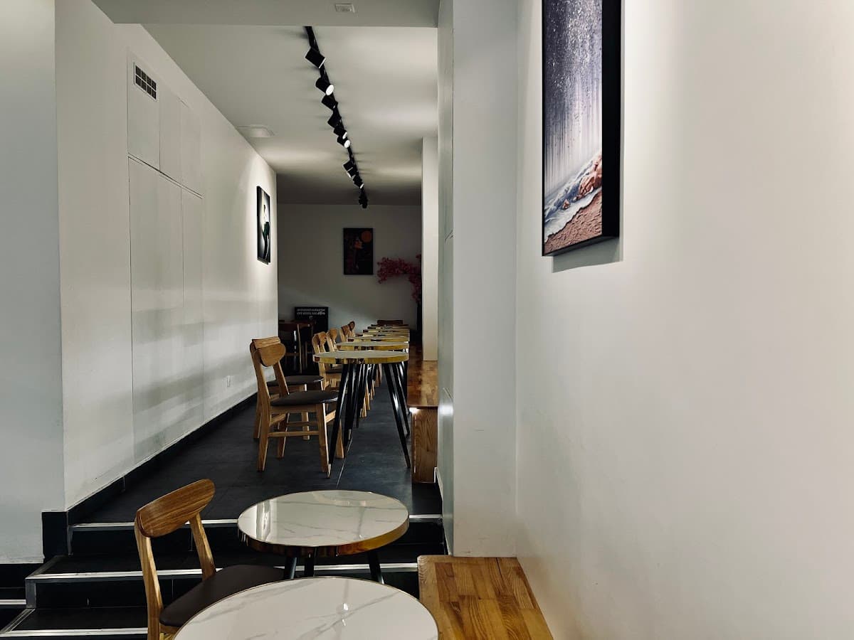 Ice & Coffee — specialty coffee shop in Paris (photo 1)