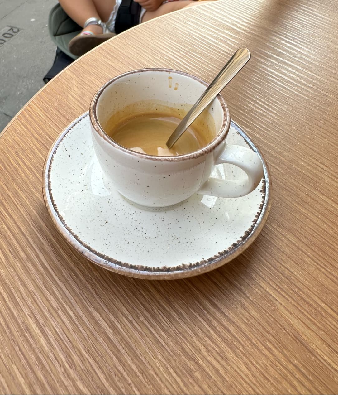 ICI Coffee — specialty coffee shop in Paris (photo 5)