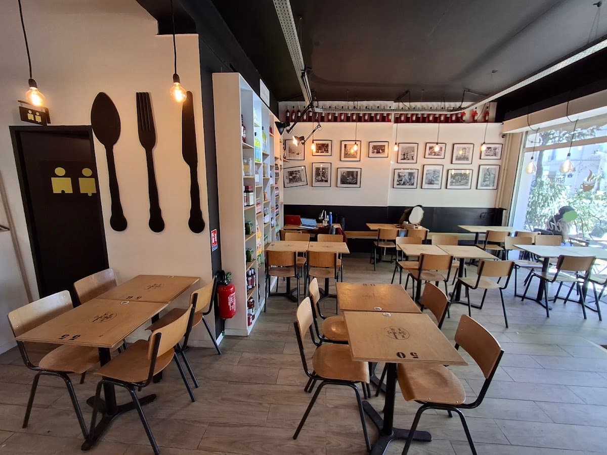 Il Macchiato coffee 2 — specialty coffee shop in Paris (photo 6)