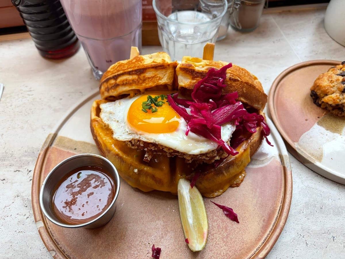 Immersion Montmartre - Brunch & Coffee — specialty coffee shop in Paris (photo 5)