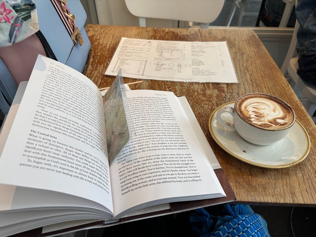 Inform Café — specialty coffee shop in Paris (photo 6)